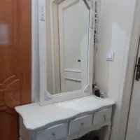 آیینه وکنسول