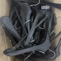 آویز لباس در حدنو