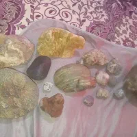 سنگهای قیمتی ونیمه قیمتی