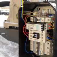 برقکارصنعتی برقکاری ساختمان عیب یابی برقکشی24ساعته