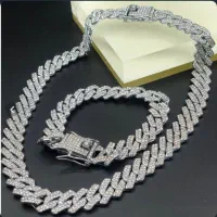 بدلیجات زنانه و مردانه به قیمت مناسب