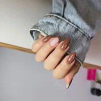 کاشت ناخن|خدمات آرایشگری و زیبایی|رشت, صفاری|دیوار