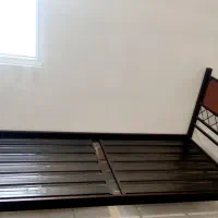 تخت خواب فلزی لوکس با تشک خوشخواب رویال