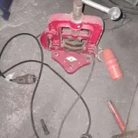 مقداری لوازم یاابزارکار