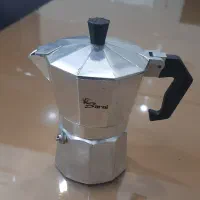 موکاپ.  قهوه جوش .