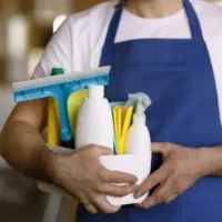 استخدام نیروی آقا با جای خواب