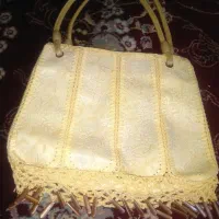 کیف کرمی دوجیب داره،یه جیب کوچیک داخل کیف|کیف، کفش، کمربند|خرم‌آباد, |دیوار