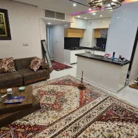 آپارتمان-دو-خواب-باغ-حوض-در-حد-صفر