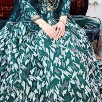 لباس محلی سبز