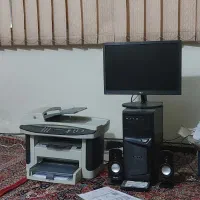 پرینتر و کامپیوتر در حد اک