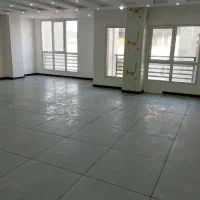 بلوار ارم ۱۱۵متر اداری دوسال ساخت طبقه۲