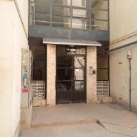 رهبر اجاره ۲۰۰ میلیون تومان