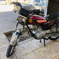 موتور۱۲۵فروشی زیرپای عالی