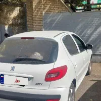 پژو 207i اتوماتیک، مدل ۱۳۹۶|خودرو سواری و وانت|کرج, کوی کارمندان شمالی|دیوار
