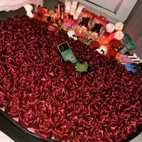 دسته گل و باکس پول ارایی