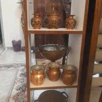 تعدادی ظرف مسی و مینا کاری فقط دکور بوده|صنایع دستی و سایر لوازم تزئینی|تهران, مجیدآباد|دیوار