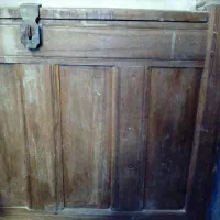 صندوق چوبی قدیمی