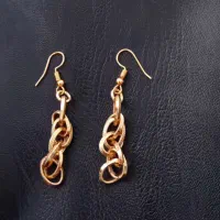 گوشواره بدل همرنگ طلا رنگ ثابت