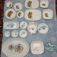 ظروف قدیمی نوستالژیک ملامین ،استیل یکجاباهم .بهشهر