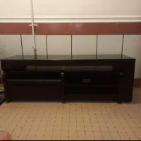 میزتلویزیون درحد نو به فروش میرسد