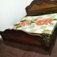سرویس تخت دونفره چوبی سایزبزرگ وآینه کنسول