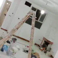 نقاش و نقاشی ساختمان