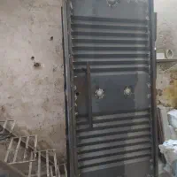 درب حیاطی و کرکره برقی