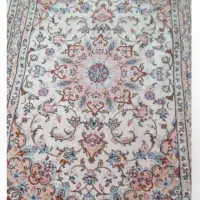 فرش دست باف کاشان.