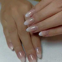 کاشت وطراحی ناخن در واوان با فضای اختصاصی وشیک|خدمات آرایشگری و زیبایی|اسلام‌شهر, شهرک واوان|دیوار