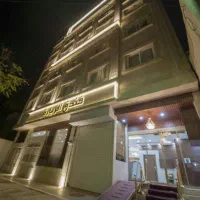 استخدام در پذیرش گر هتل