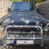 نیسان پاترول دو درب
