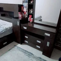 سرویس تخت و میز آرایش