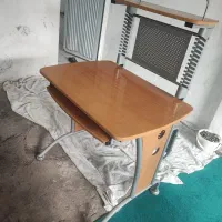 میز کامپیوتر و لب تاب