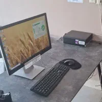 مانیتور و کیبورد