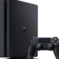 PS4 تمیز در حد نو با انواع بازی