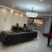 طبقه اول با پارکینگ رو به روی پارک کوچه دنج