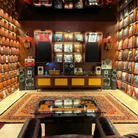 دکور چوبی مناسب مغازه گالری