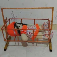 گهواره شیشه و ظروف شیشه‌ای