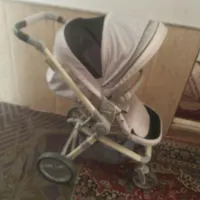 کالسکه بسیار پرقدرت.حرفه ای.شکیل