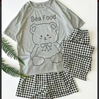 لباس سه تیکه|لباس|گلبهار, شهر جدید گلبهار|دیوار