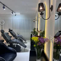 اجاره لاین و اتاق در سالن زیبایی شیک و آرام|اجارهٔ دفتر کار، اتاق اداری، مطب|مشهد, سجاد شهر|دیوار