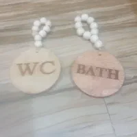 آویز  در حمام و دستشویی