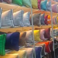 بالشت مختلف|رختخواب، بالش، پتو|آفتاب, |دیوار