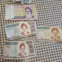 تعدادی اسکناس قدیمی کلکسیونی