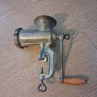 چرخ گوشت دستی سالم و