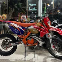 کی تی ام ۳۰۰ سی سی سیکسدیز