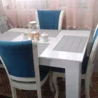 میز غذا خوری چهار نفره