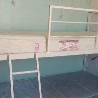 تخت دو طبقه