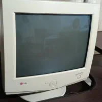 مانیتور لجی  کم کار
