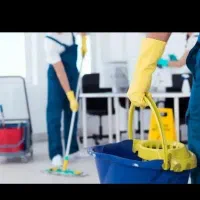 شرکت خدماتی نظافتی کیان سپیدار عمارت